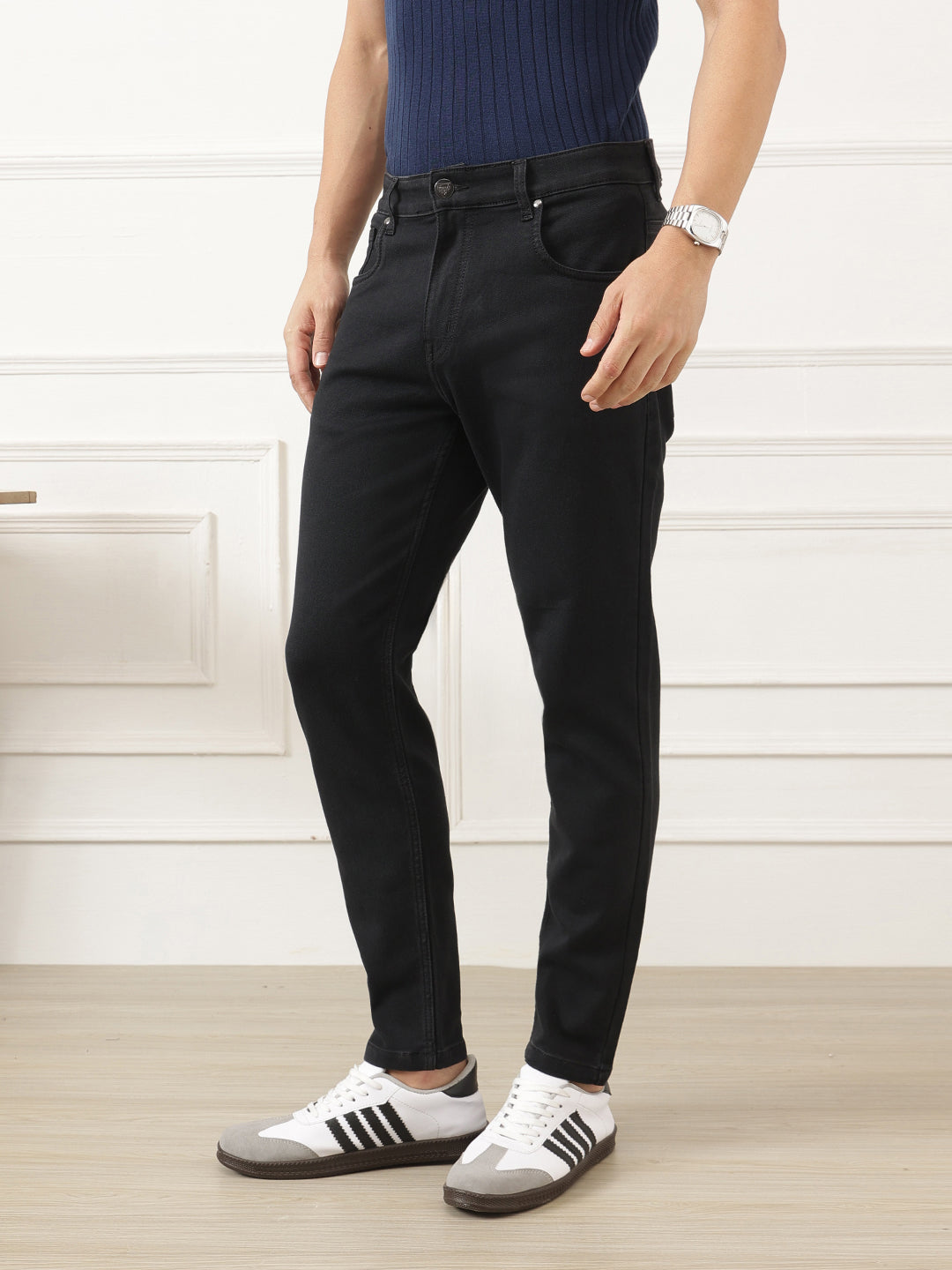 Black Smart Carrot Fit Mid-Rise No Faded Clean Look Stretchable Jeans For Men