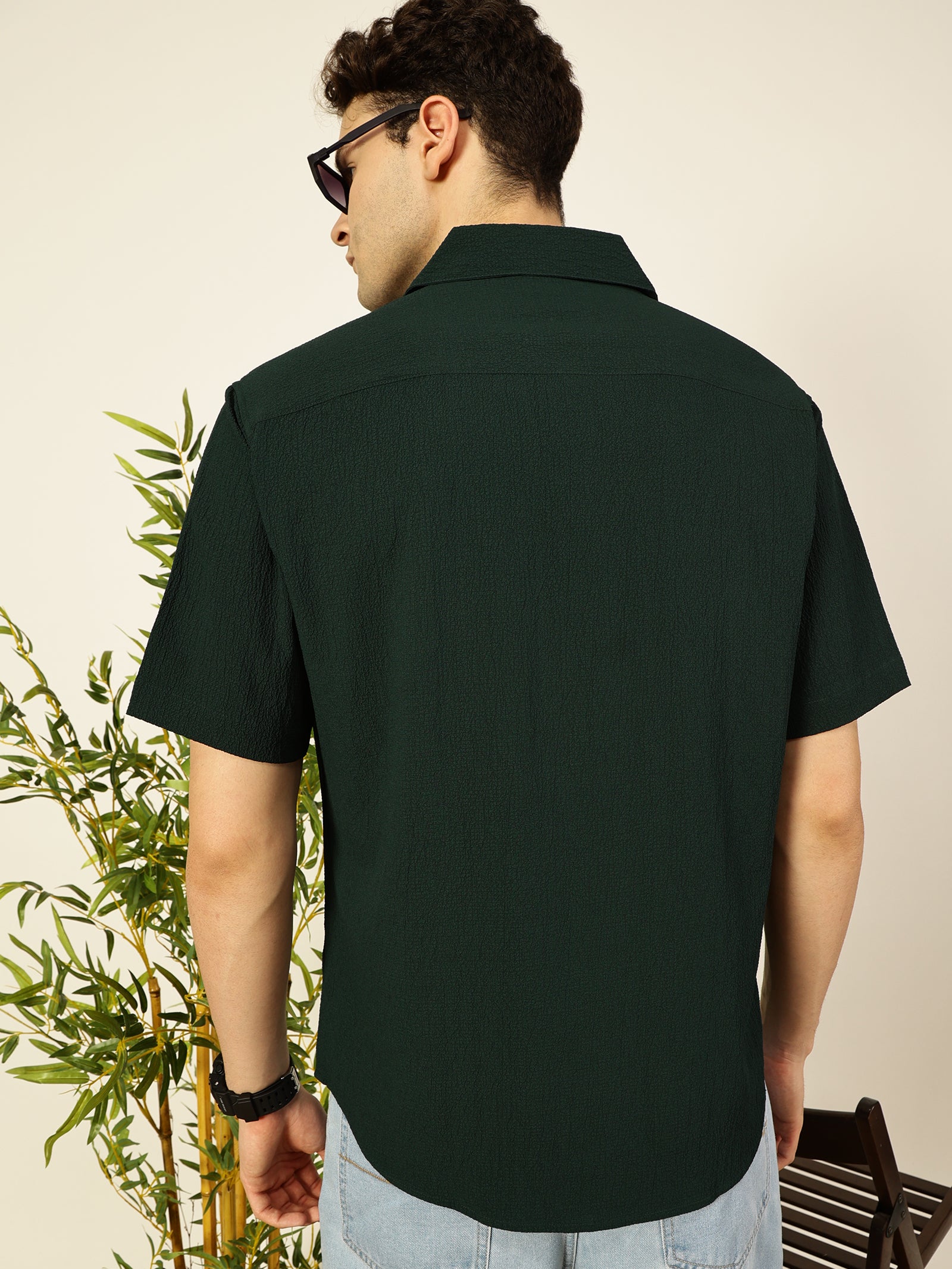 Thomas Scott Men Bottle Green Premium Short Sleeves Regular Fit Spread Collar Textured Seersucker Shirt