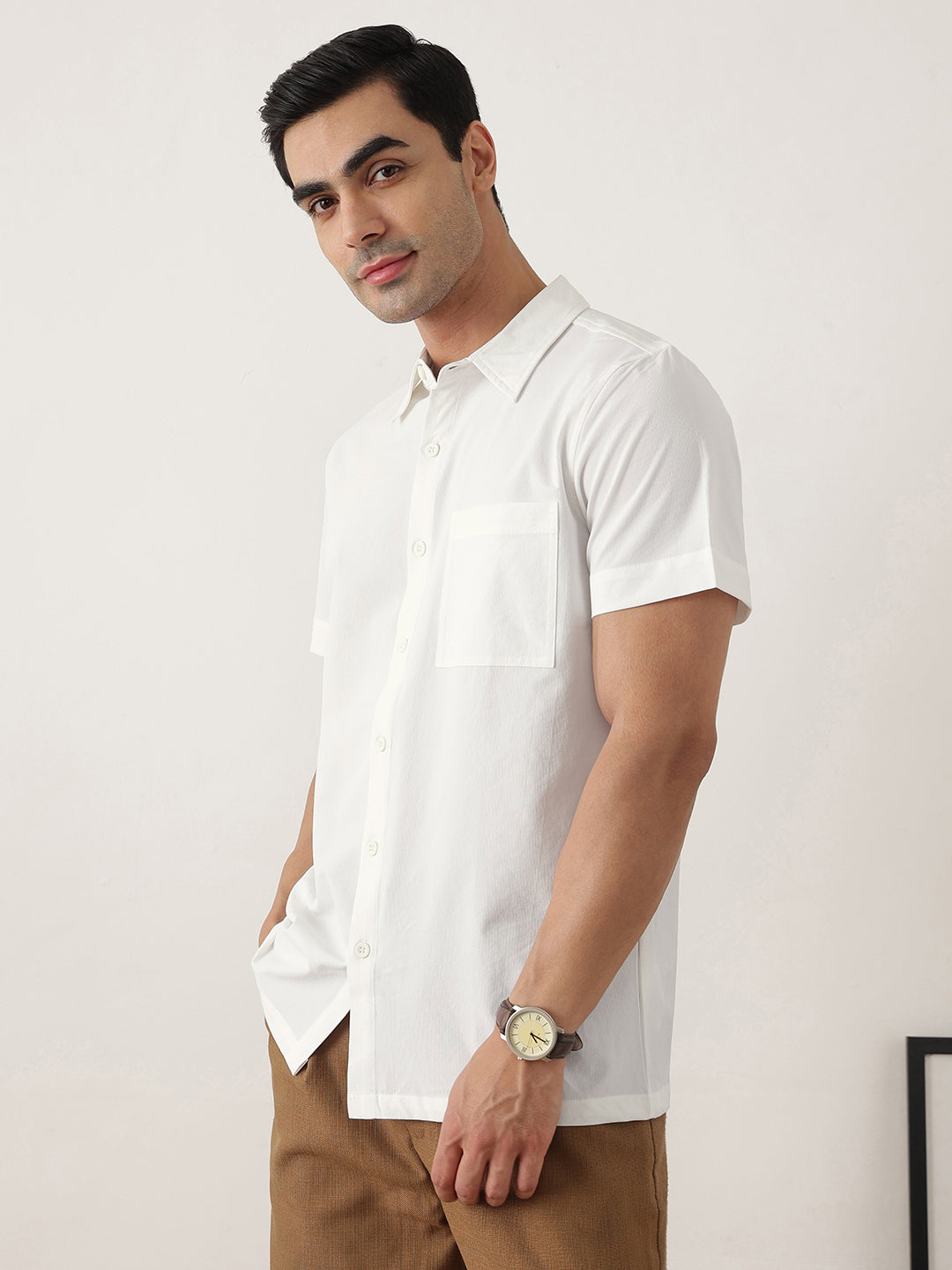 Thomas Scott Men Premium White Slim Fit Short Sleeves Spread Collar Solid Casual Shirt