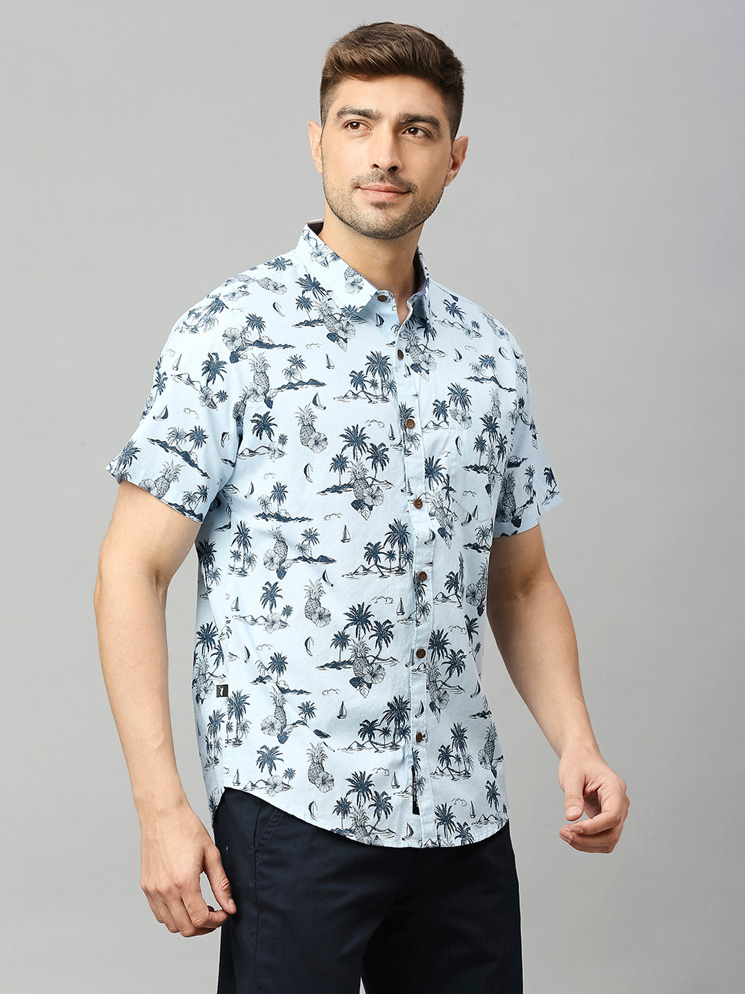 Thomas Scott Men Sky Blue Classic Short Sleeves Slim Fit Spread Collar Floral Printed Cotton Casual Shirt