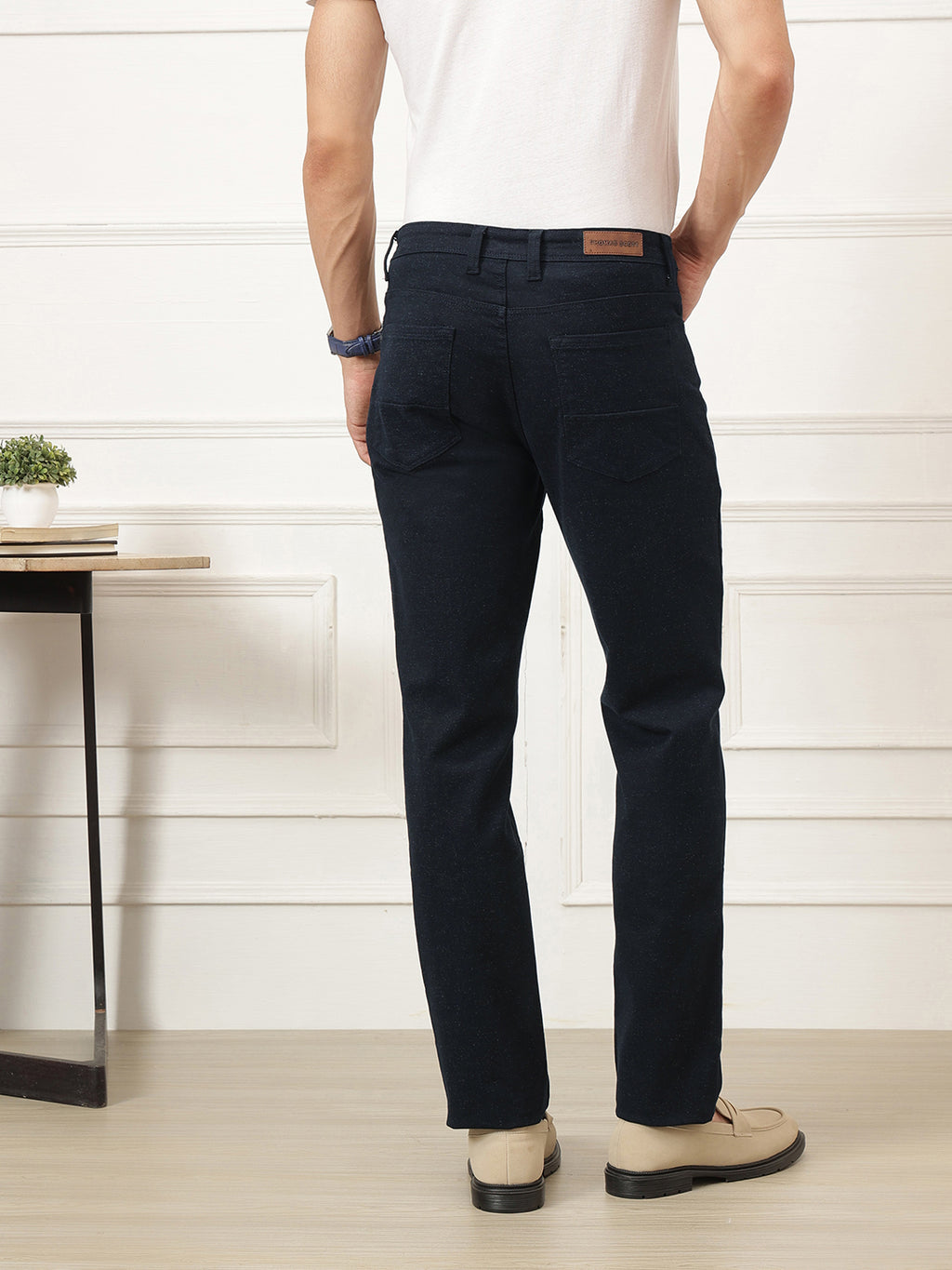 Black Smart Straight Fit Mid-Rise Solid Woven Trouser For Men