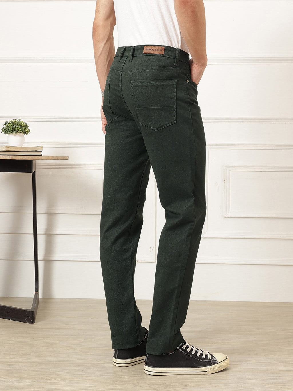 Olive Smart Straight Fit Mid-Rise Solid Woven Trouser For Men