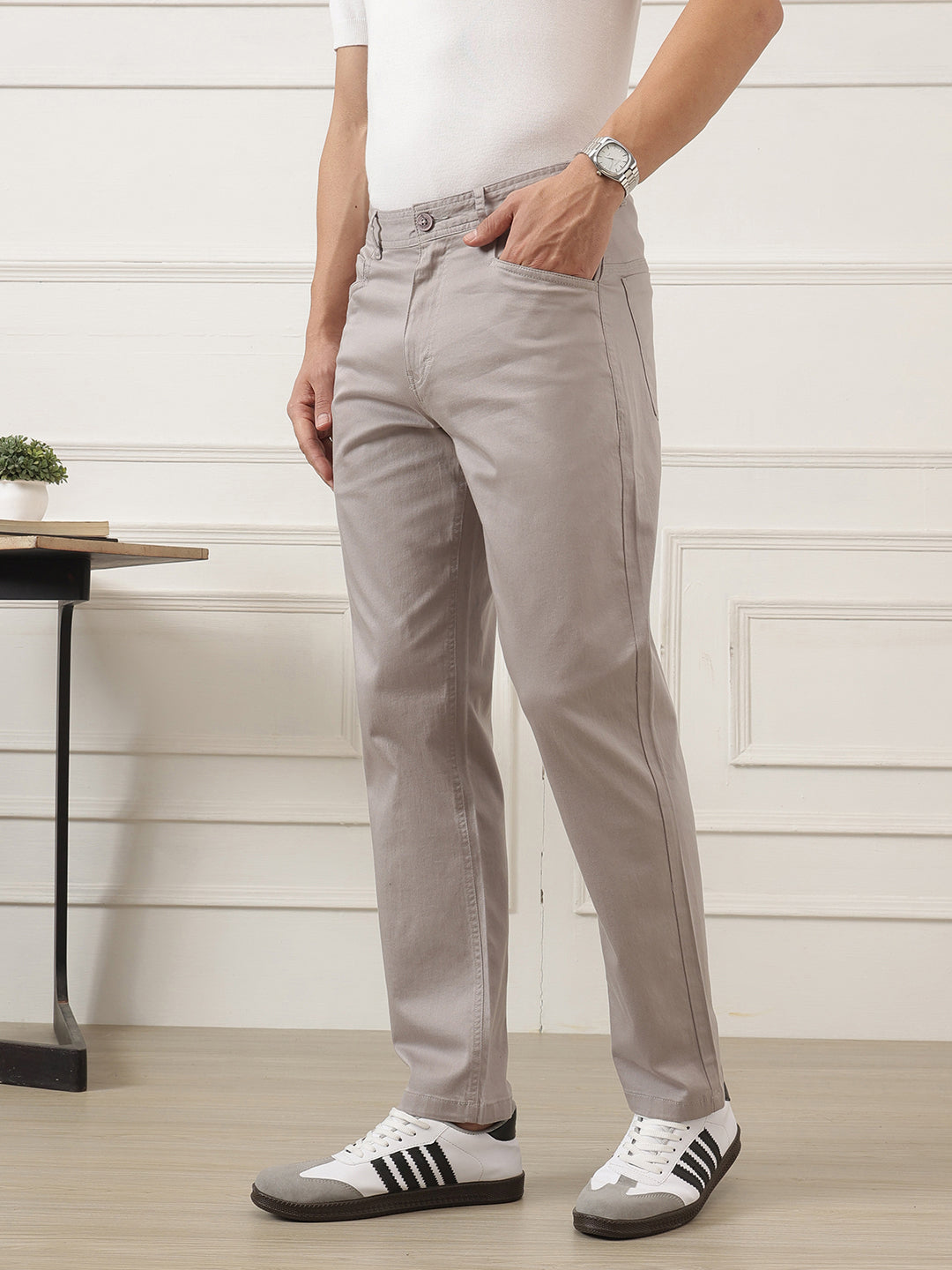 Grey Smart Easy Wash Regular Fit Mid-Rise Solid Woven Chinos Trouser For Men