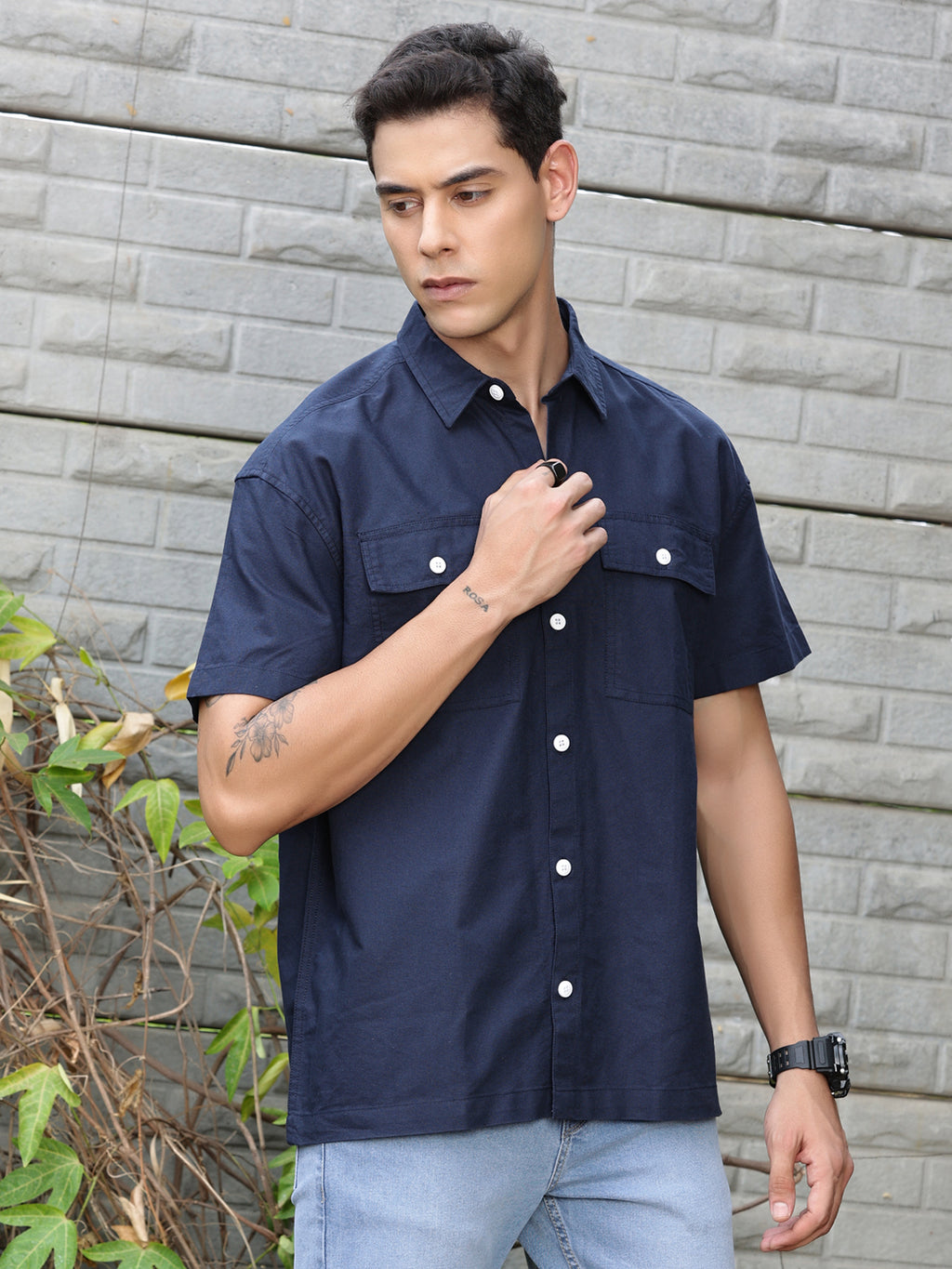 Thomas Scott Men Navy Smart Boxy Fit Short Sleeves Spread Collar Solid Cotton Oxford Shirt