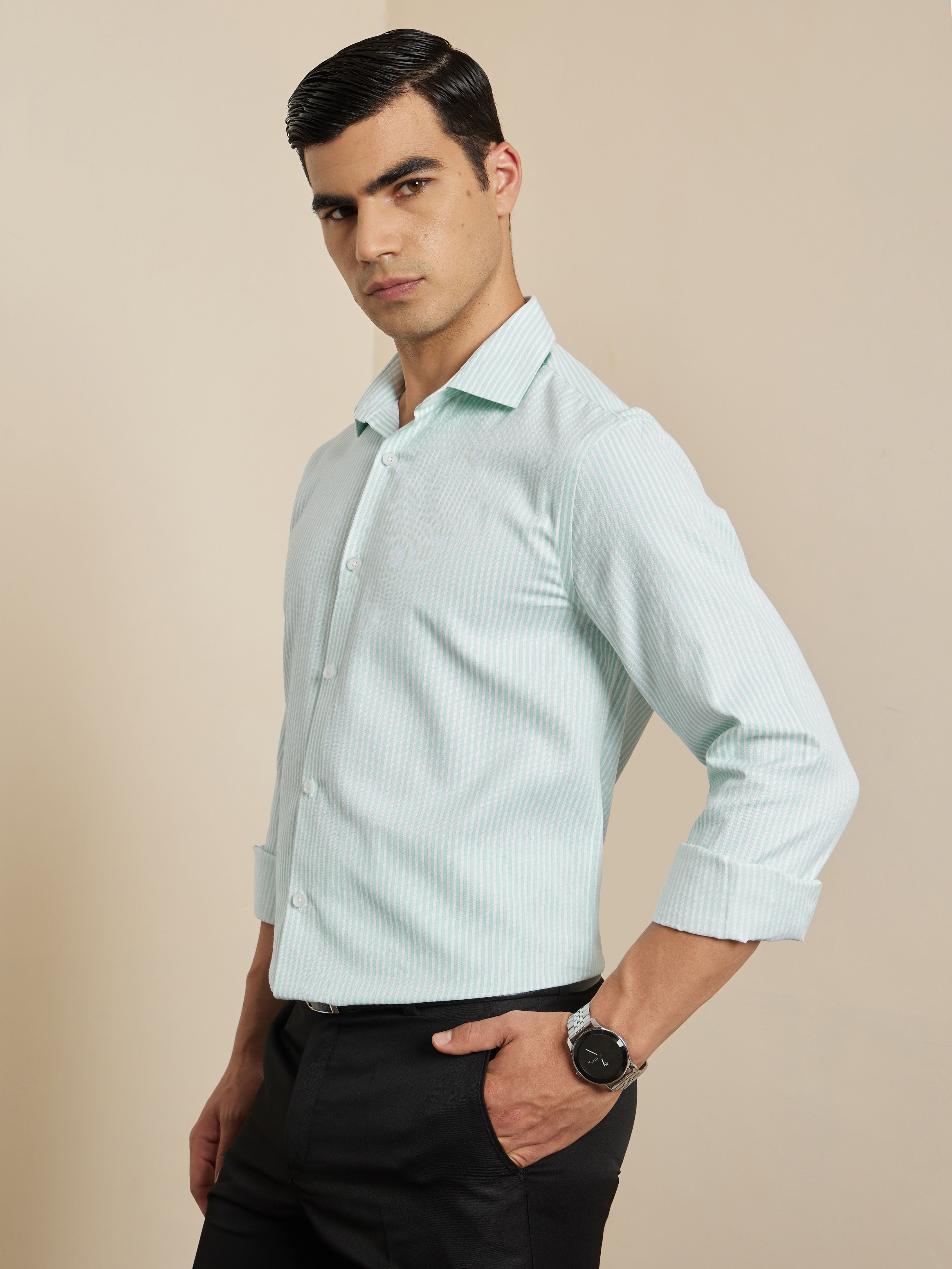 Thomas Scott Men Smart Green Regular Fit Long Sleeves Semi Cutaway Collar Pinstripes Formal Shirt