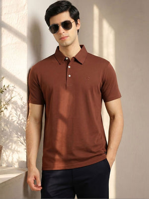 Thomas Scott Men Coffee Brown Regular Fit Short Sleeves Viscose Rayon Solid Knitted Polo Collar Performance Tshirt