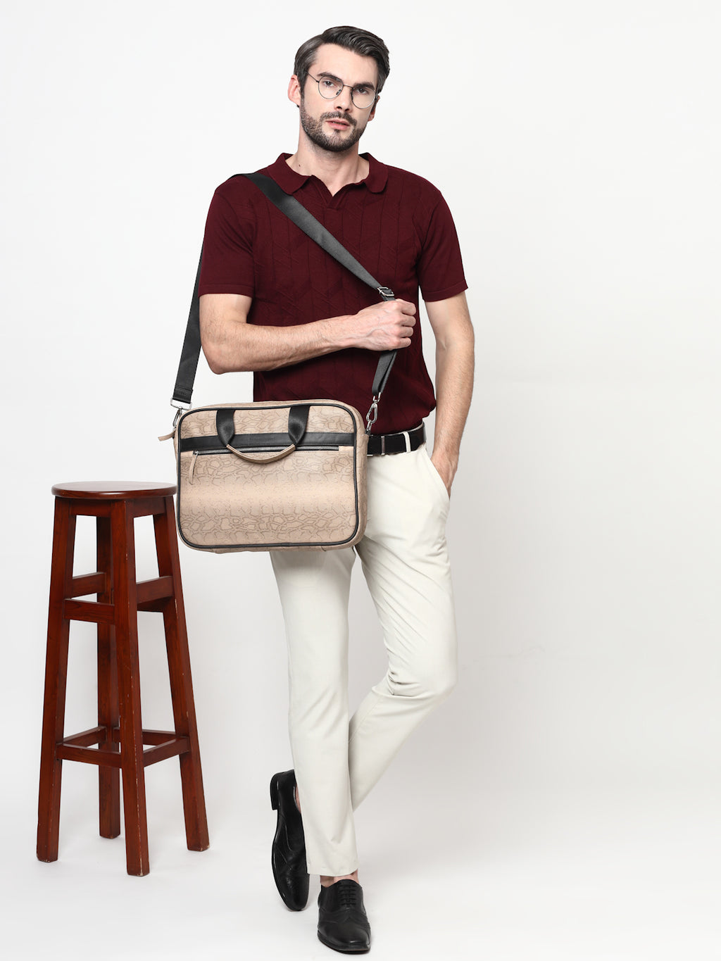Thomas Scott Men Textured PU Laptop Bag