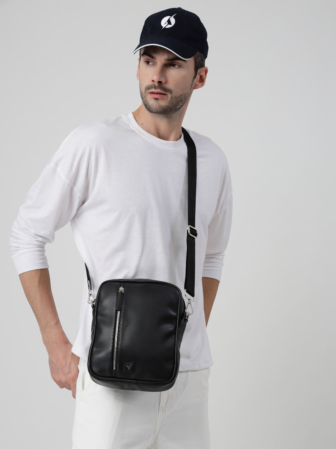 Thomas Scott Men Messenger Bag