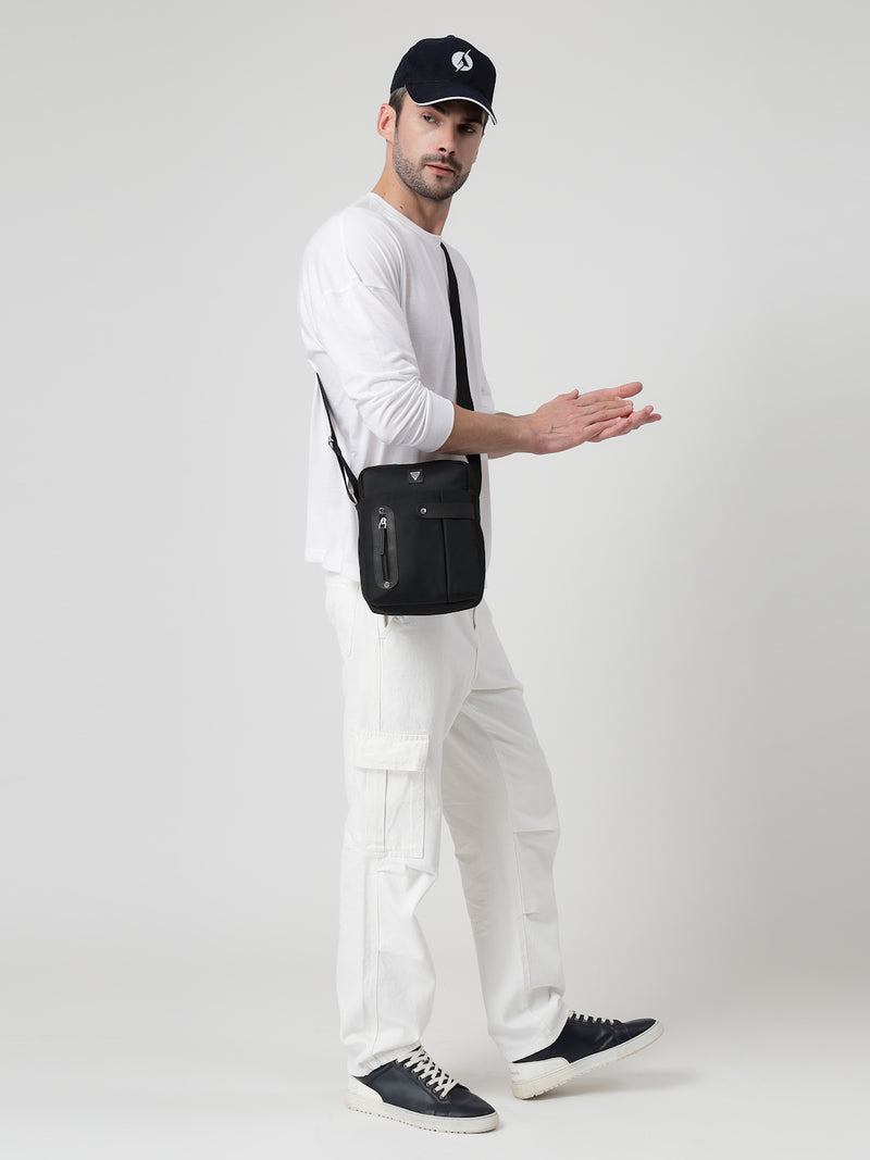 Thomas Scott Men Textured Messenger Bag