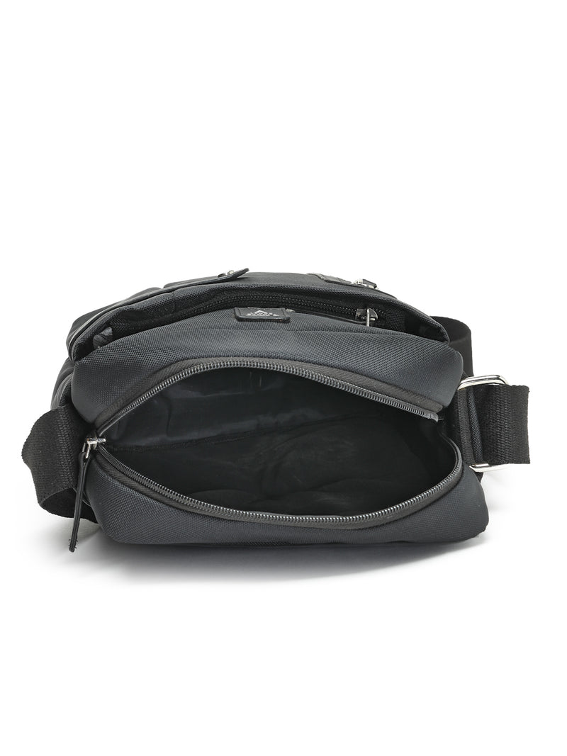Thomas Scott Men Textured Messenger Bag