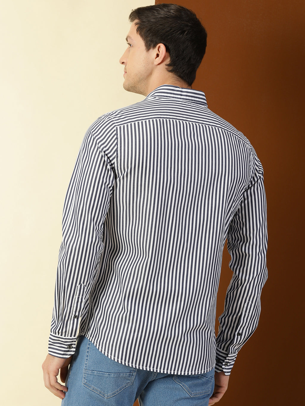 Thomas Scott Men Dark Navy Classic Slim Fit Long Sleeves Spread Collar Vertical Stripes Cotton Casual Shirt