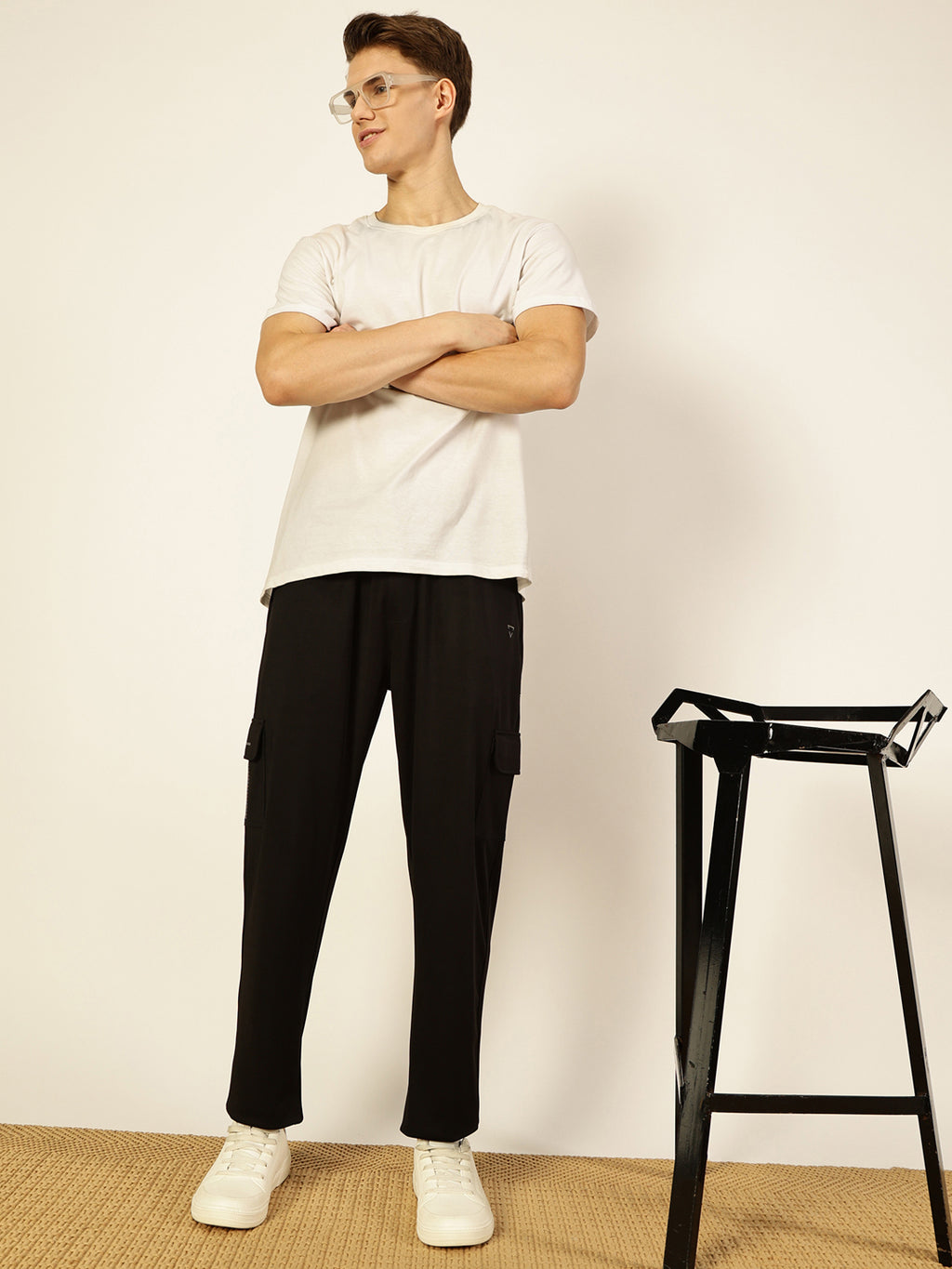 Thomas Scott Men Mid-Rise Track Pants