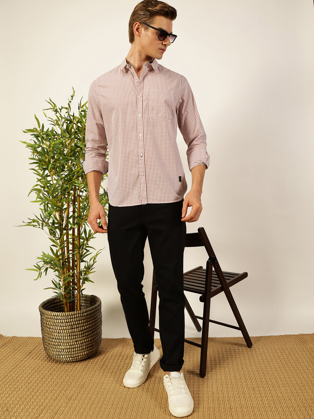 Thomas Scott Men Smart Spread Collar Micro Checked Cotton Slim Fit Casual Shirt