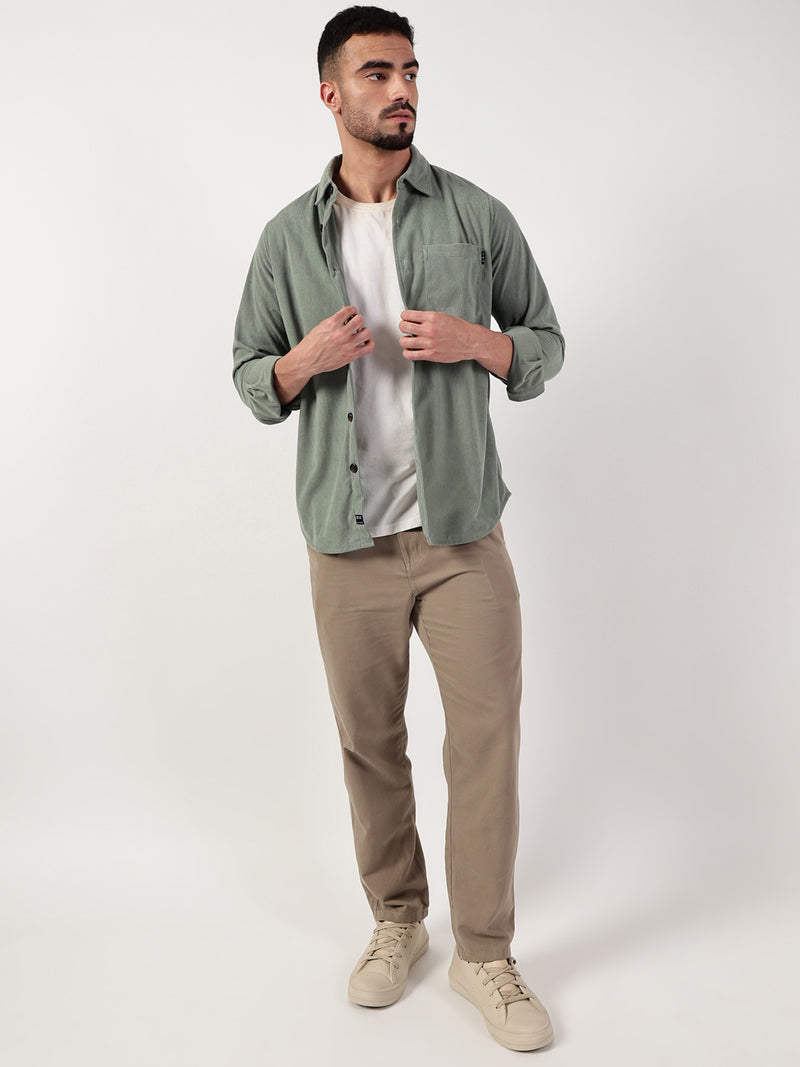 Thomas Scott Men Green Premium Spread Collar Textured Relaxed Fit Casual Shirt