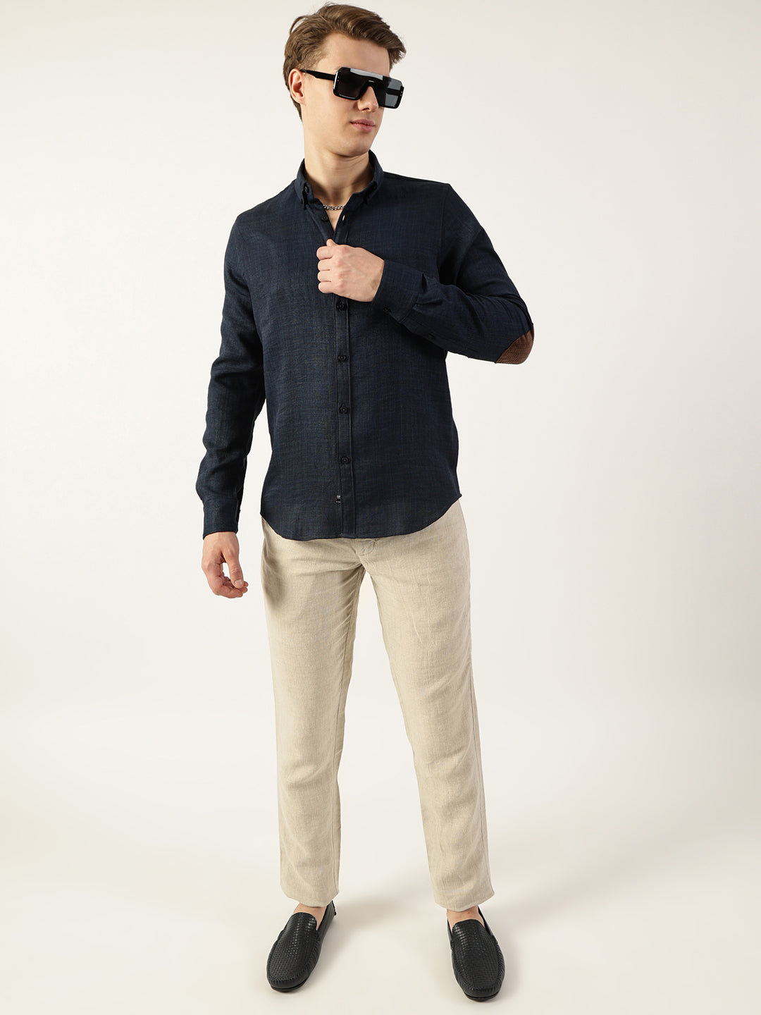 Thomas Scott Men Navy Classic Button-Down Collar Solid Slim Fit Casual Shirt