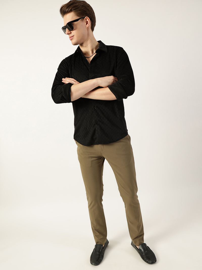 Thomas Scott Men Black Classic Spread Collar Textured Solid Slim Fit Casual Shirt