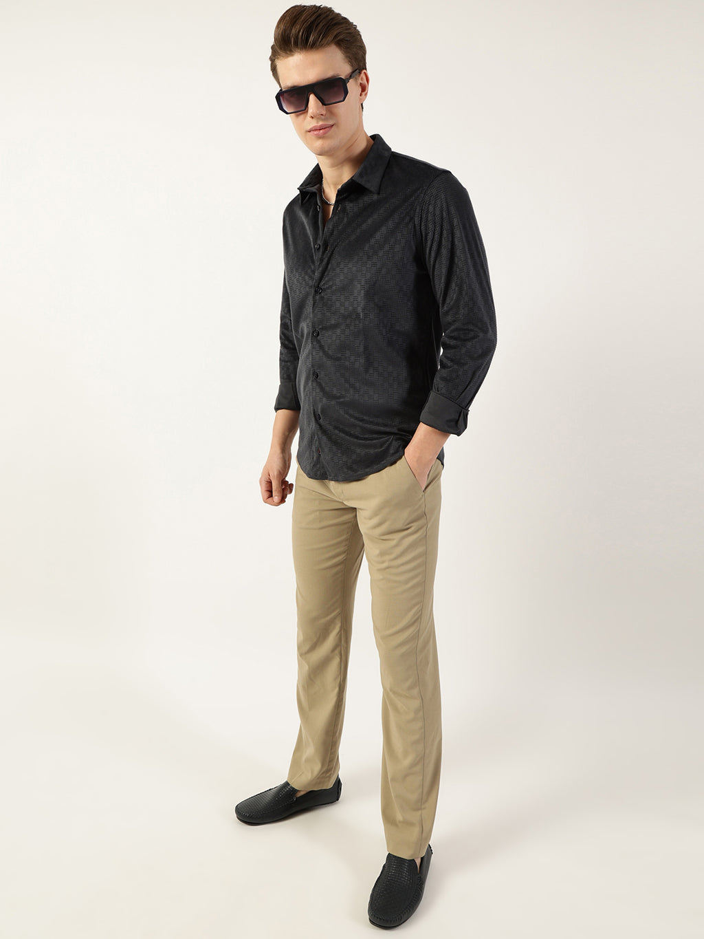 Thomas Scott Men Dark Grey Classic Spread Collar Textured Solid Slim Fit Casual Shirt