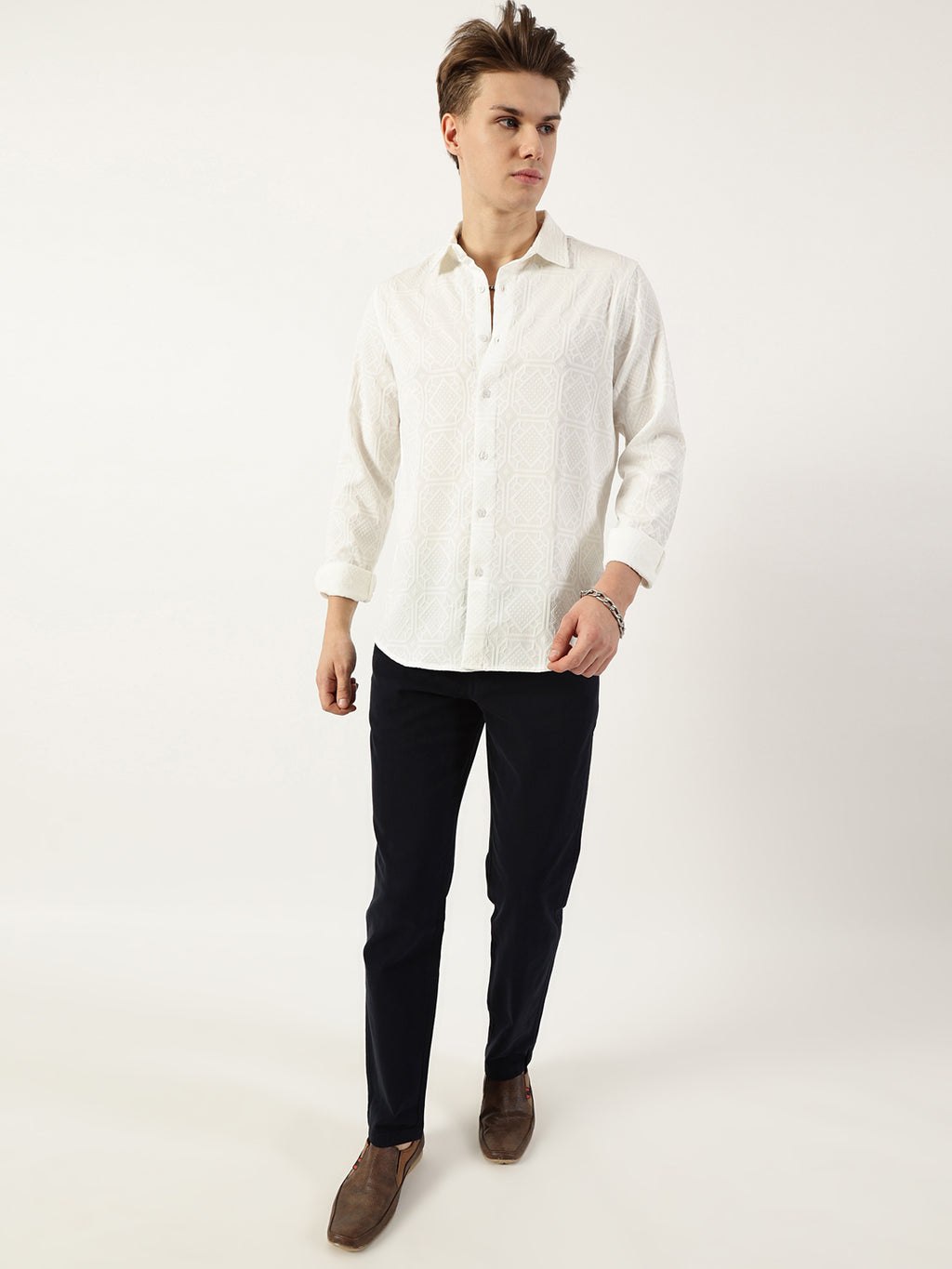 Thomas Scott Men White1 Premium Spread Collar Textured Solid Slim Fit Casual Shirt