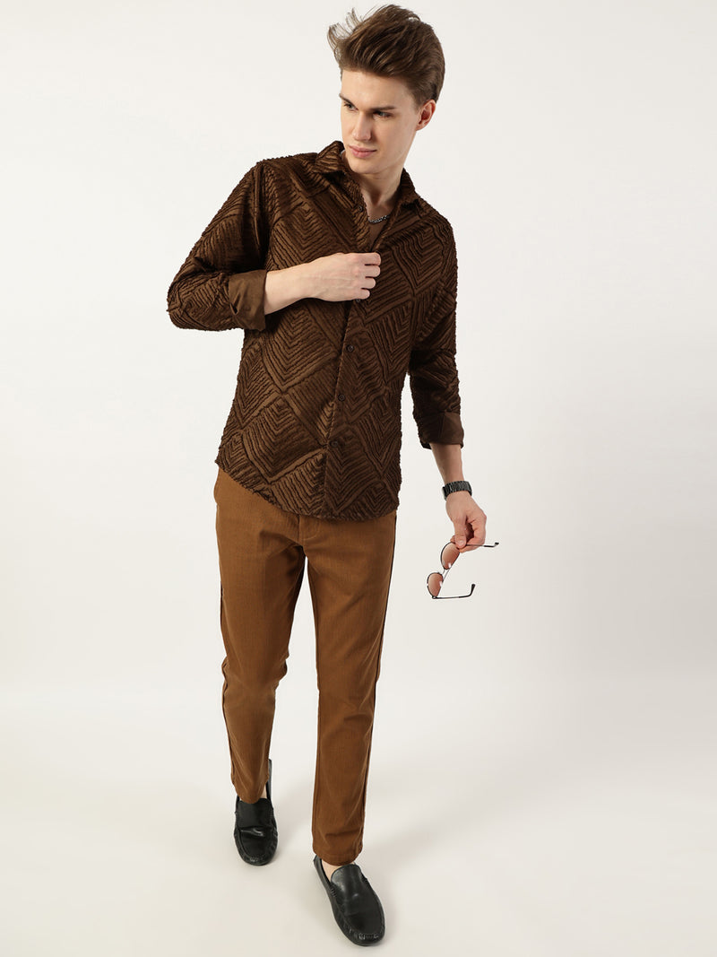 Thomas Scott Men Brown Premium Spread Collar Textured Solid Slim Fit Casual Shirt