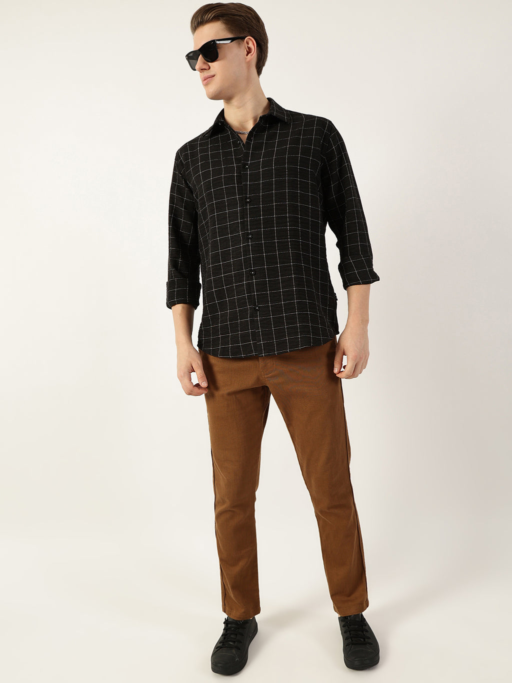Thomas Scott Men Black Smart Spread Collar Windowpane Checked Slim Fit Casual Shirt
