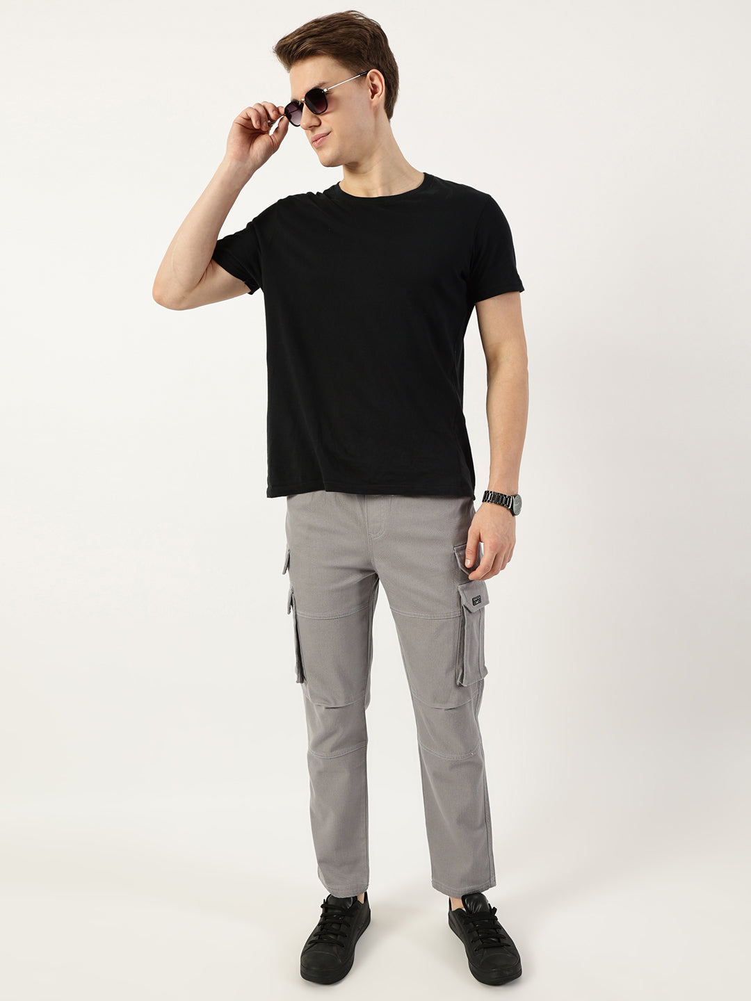 Thomas Scott Men Grey Relaxed Straight Fit Cargos Trousers