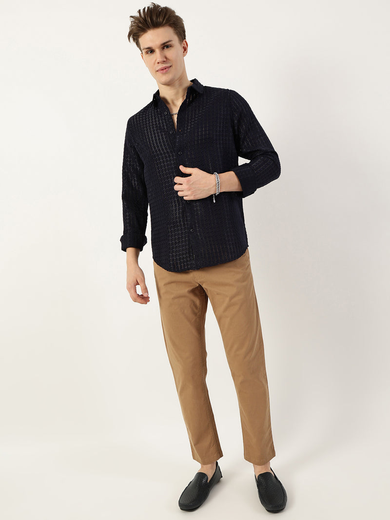 Thomas Scott Men Navy Premium Spread Collar Textured Solid Slim Fit Casual Shirt