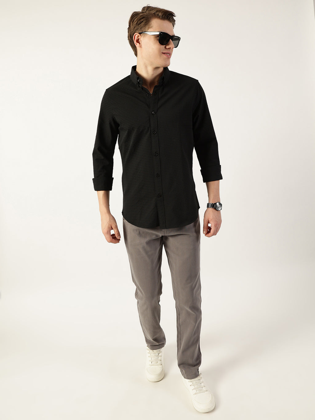 Thomas Scott Men Black Smart Button-Down Collar Textured Solid Slim Fit Casual Shirt