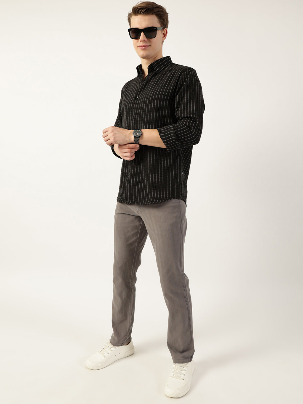Thomas Scott Men Black Premium Spread Collar Vertical Striped Slim Fit Casual Shirt