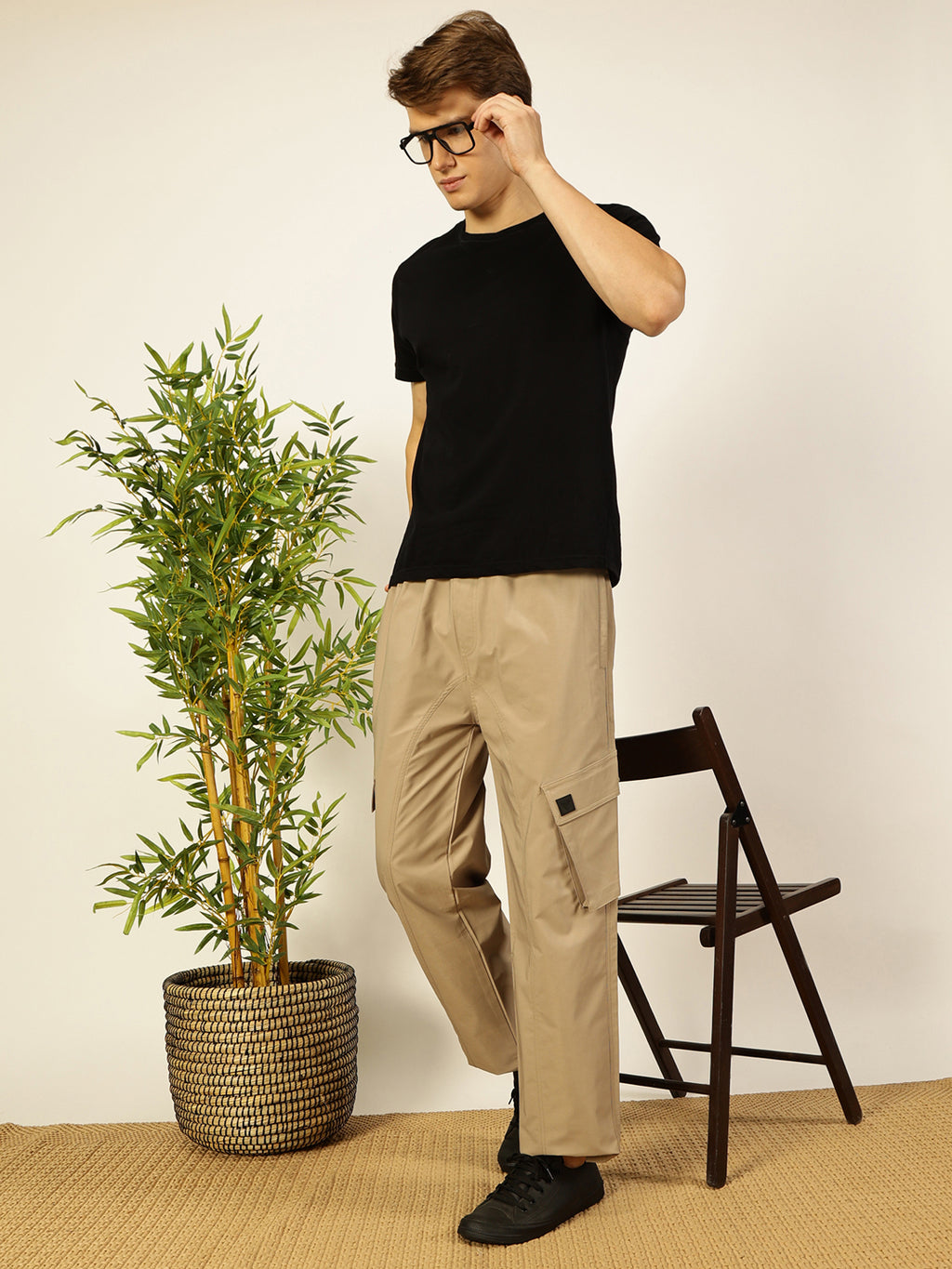 Thomas Scott Men Beige Smart Loose Fit Cargos Trousers