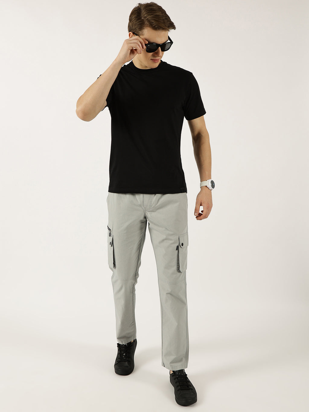 Thomas Scott Men Grey Cotton Smart Straight Fit Easy Wash Cargos Trousers