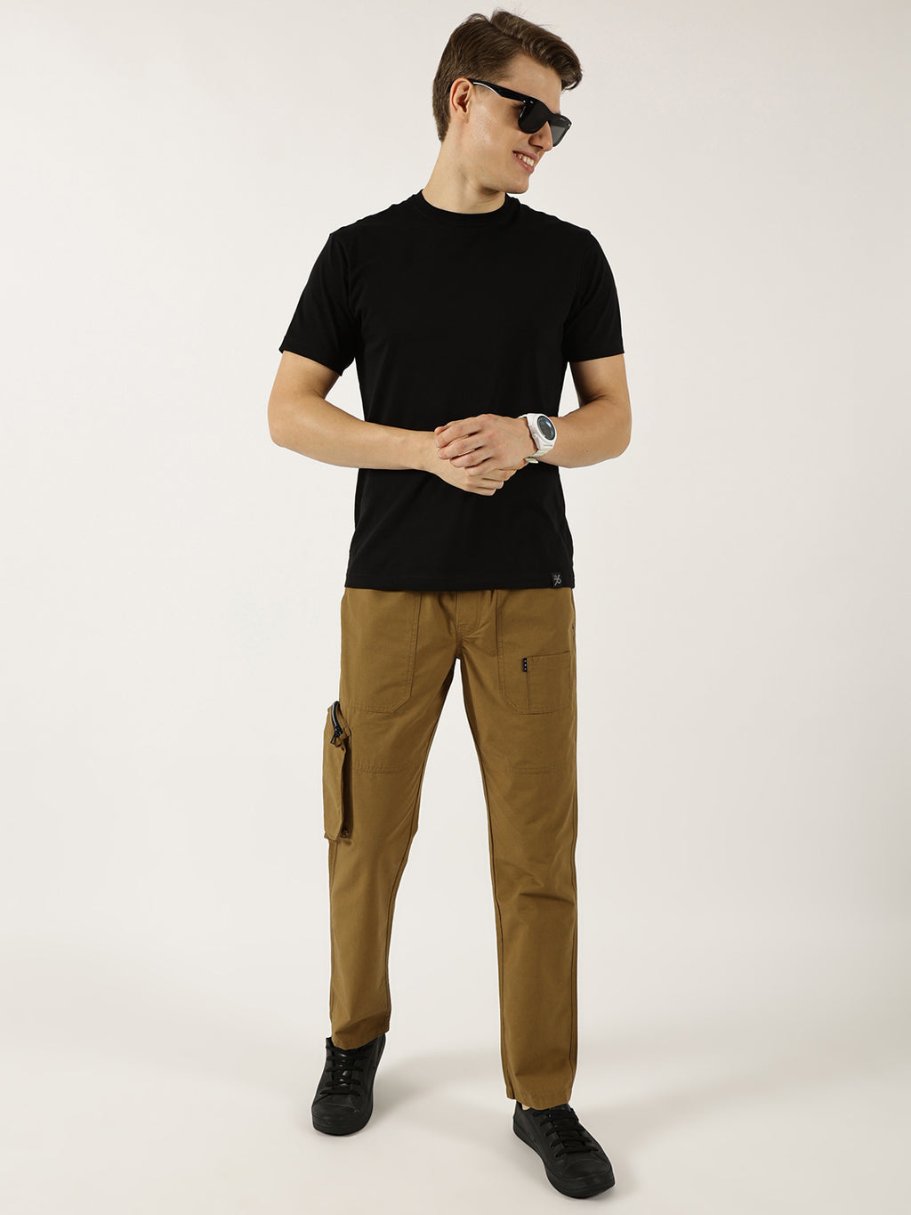 Thomas Scott Men Brown Smart Regular Fit Mid-Rise Easy Wash Cotton Cargos
