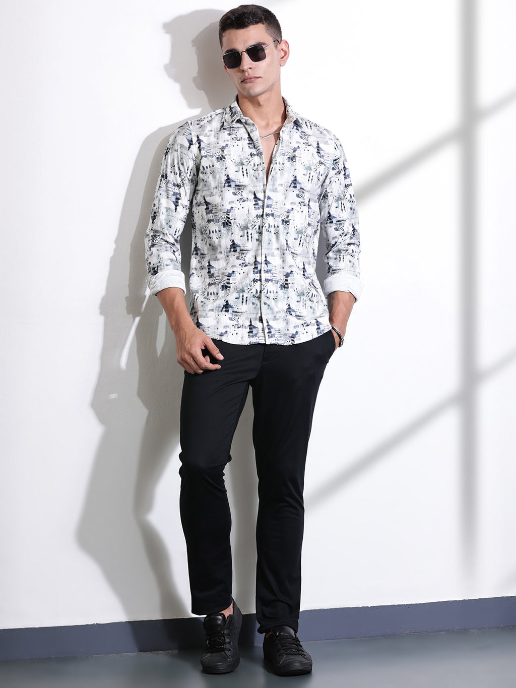 Thomas Scott Men Grey Premium Abstract Printed Casual Shirt