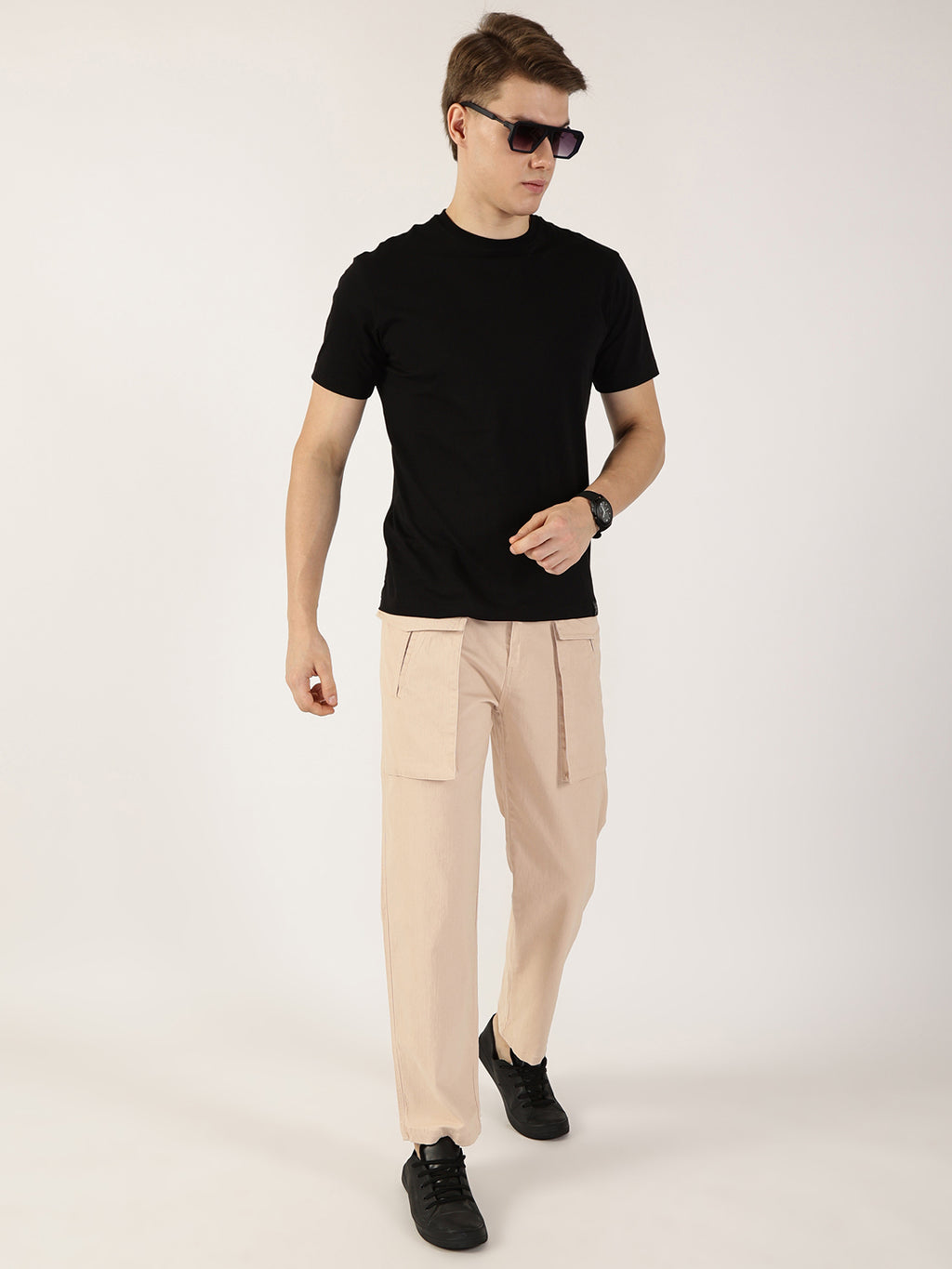 Thomas Scott Men Fawn Regular Fit Cargos Cotton Trousers