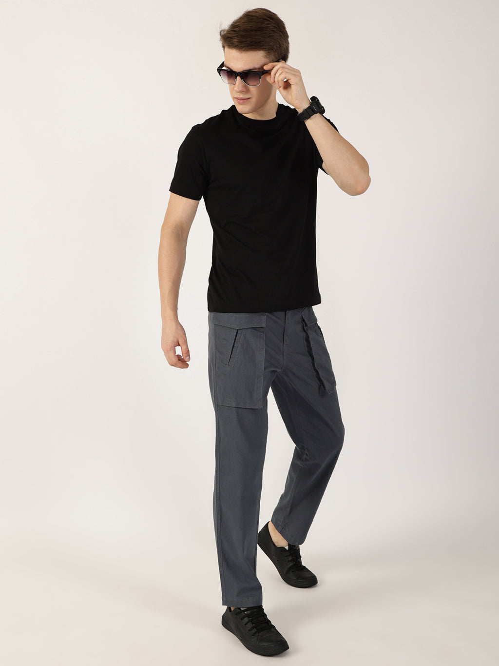 Thomas Scott Men Mid Blue Regular Fit Cargos Cotton Trousers