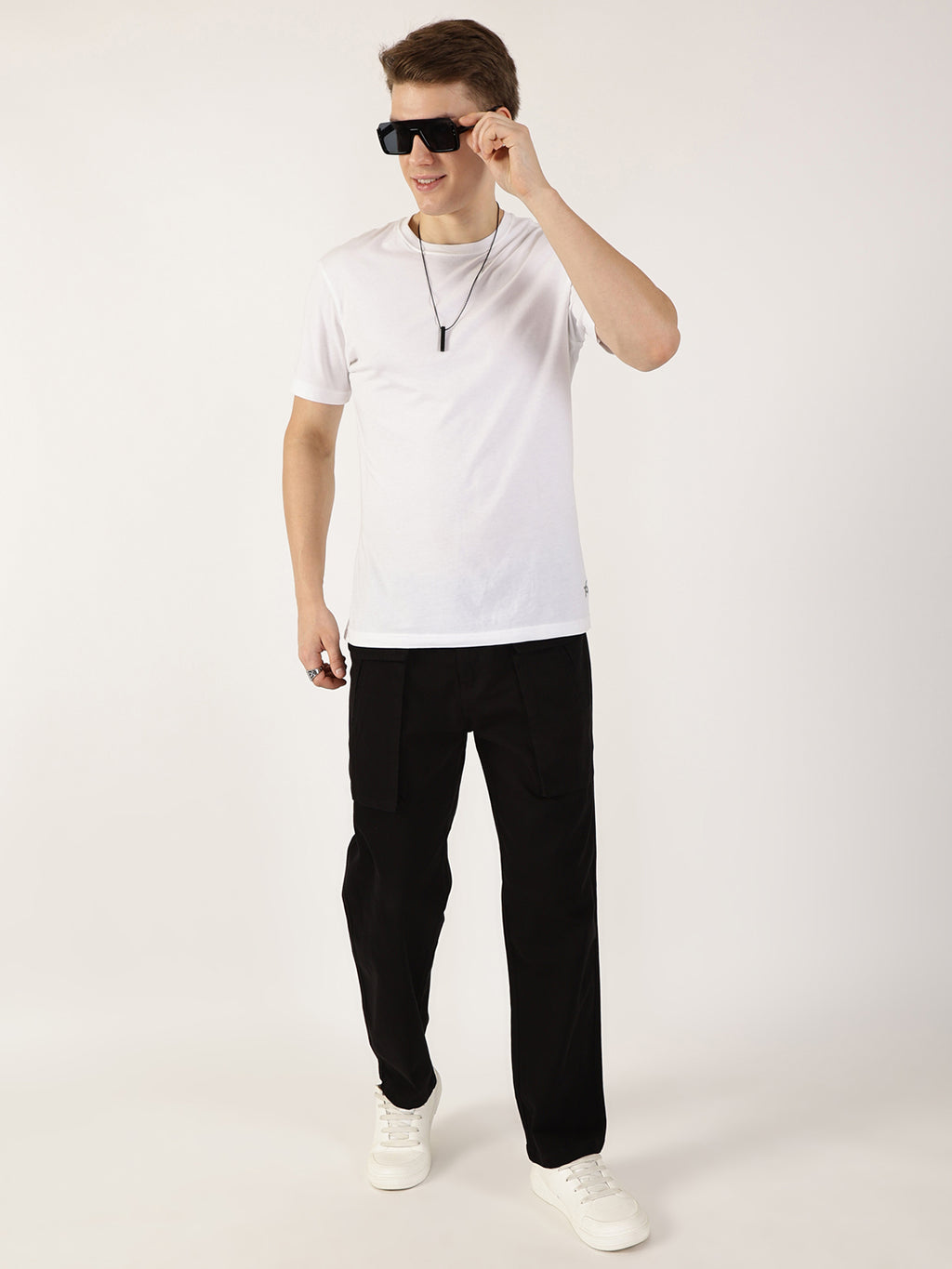 Thomas Scott Men Zed Black Regular Fit Cargos Cotton Trousers