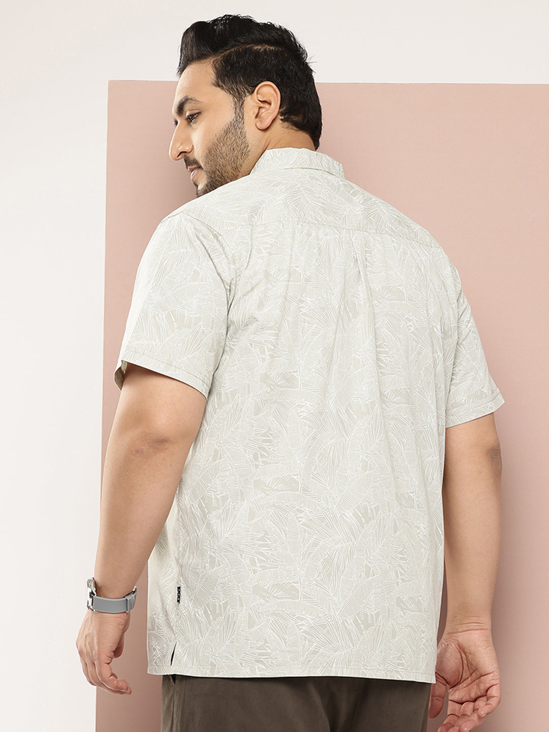 Thomas Scott Men Cream Plus Size Regular Fit Short Sleeves Floral Printed Casual Shirt