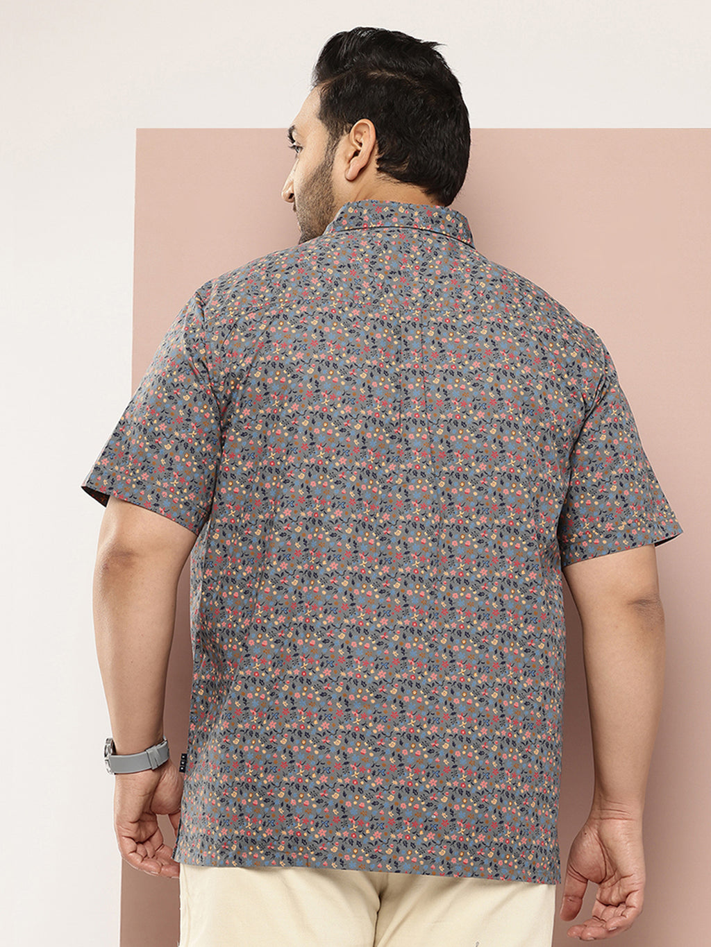 Thomas Scott Men Grey Plus Size Regular Fit Short Sleeves Floral Printed Casual Shirt