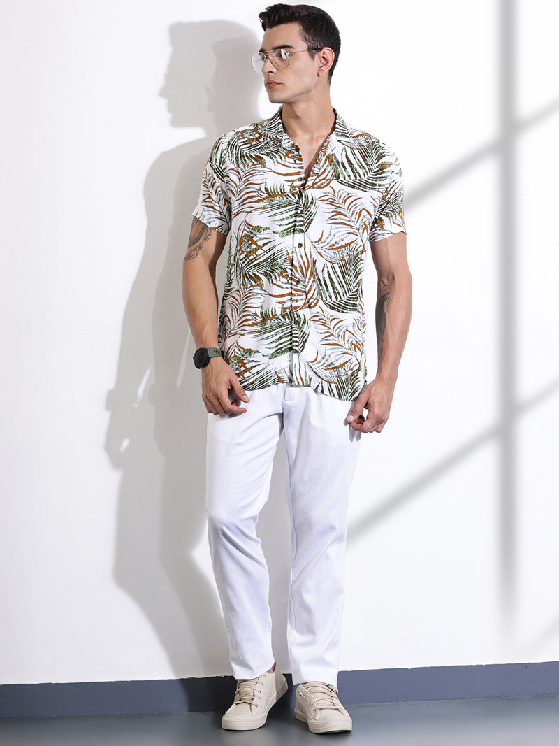 Thomas Scott Men MediumBlue Regular Fit Short Sleeves Floral Printed Casual Shirt