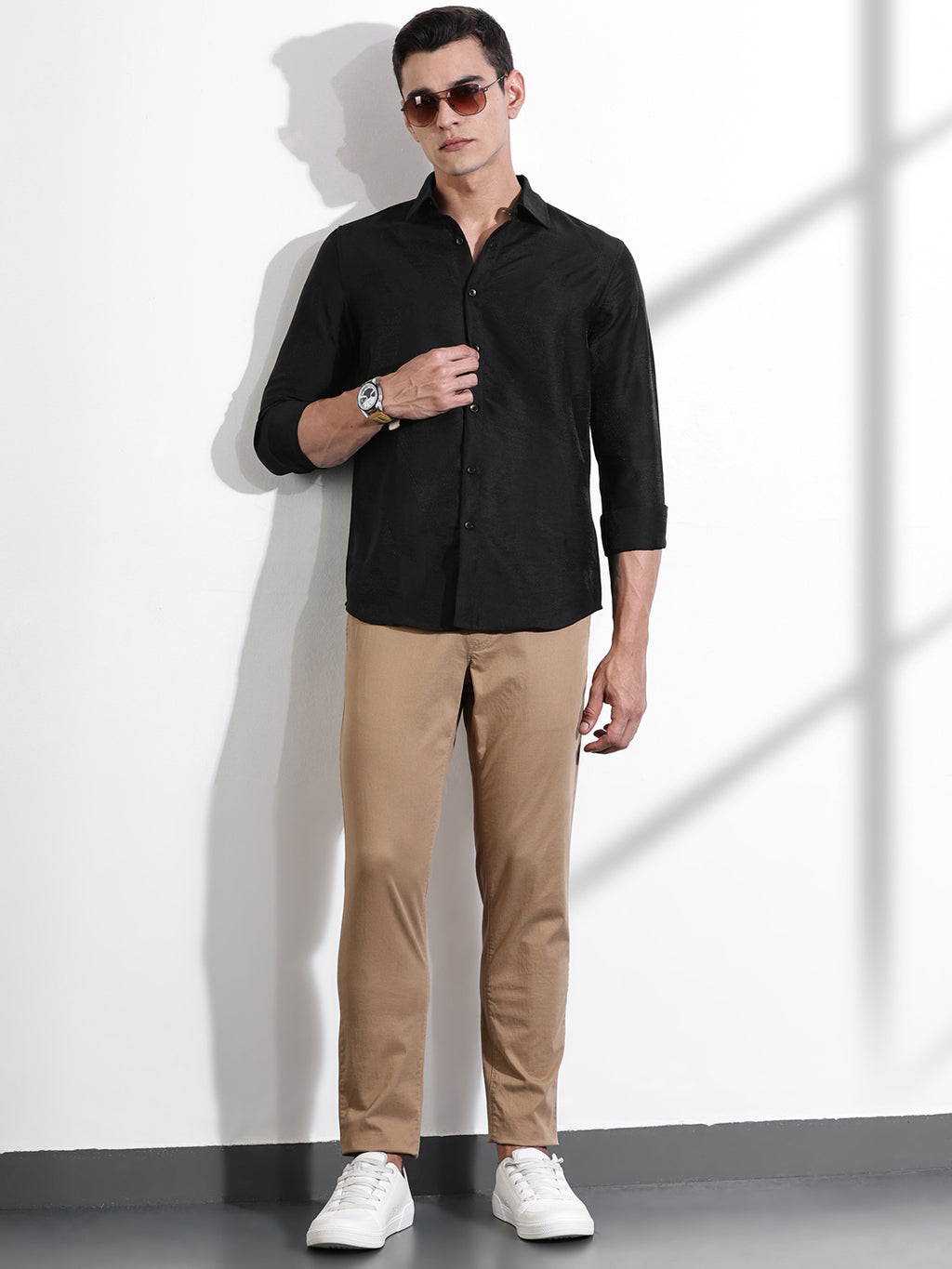 Thomas Scott Men Black Slim Fit Long Sleeves Solid Self Design Casual Shirt