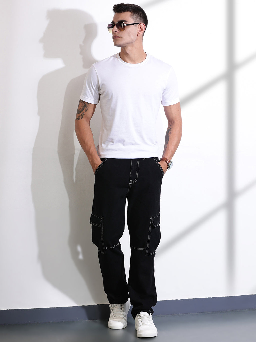 Thomas Scott Men Black Relaxed Fit Cargo Style Cotton Jeans