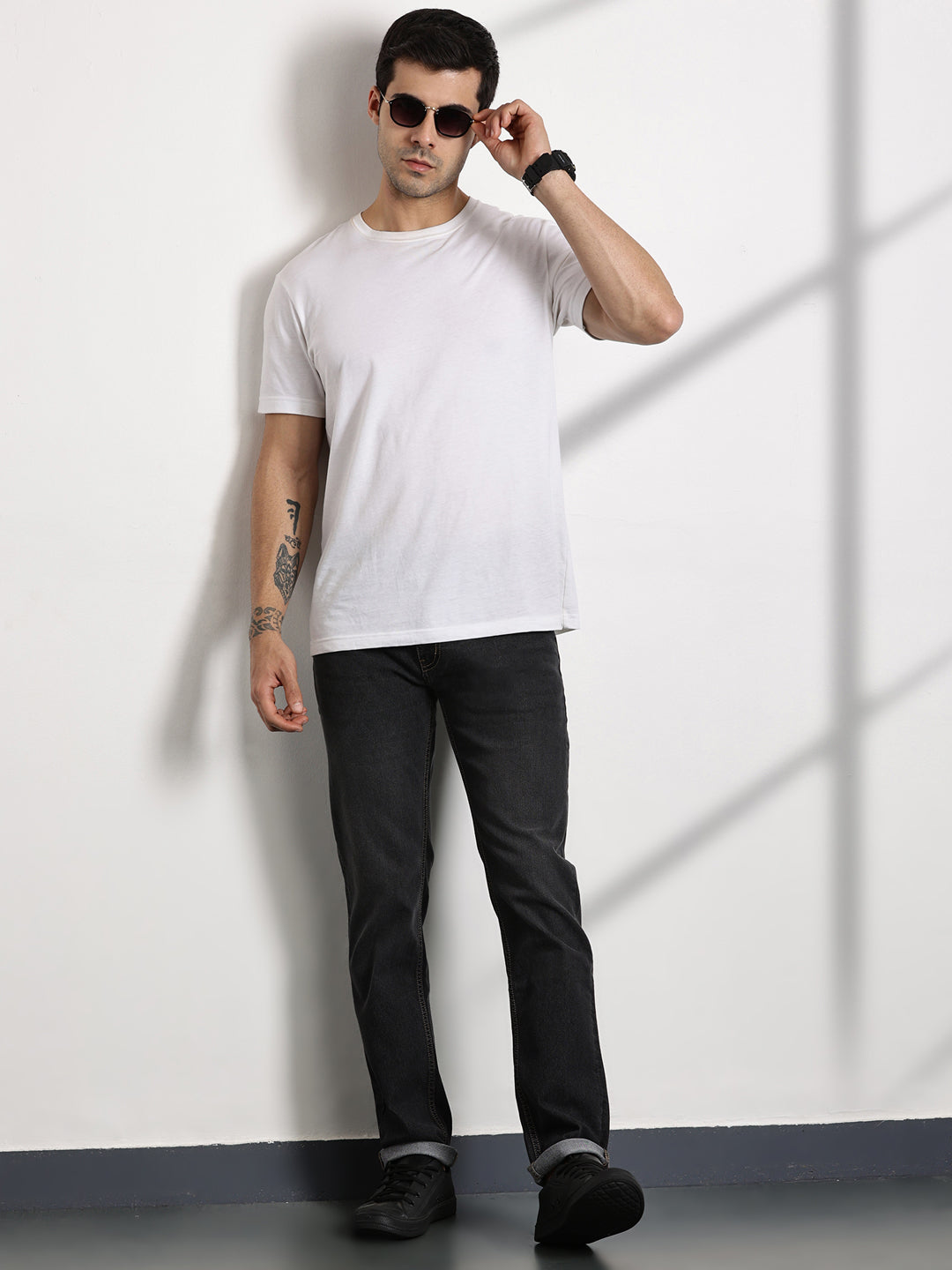 DarkGrey Slim Fit Mid-Rise Clean Look Non stretchable Jeans