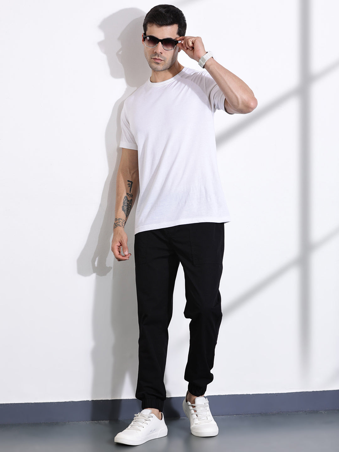 Thomas Scott Men Black Classic Slim Fit Joggers Trouser