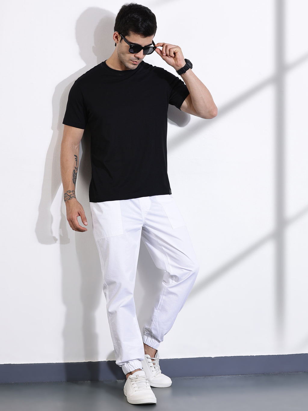 Thomas Scott Men White Classic Slim Fit Joggers Trouser