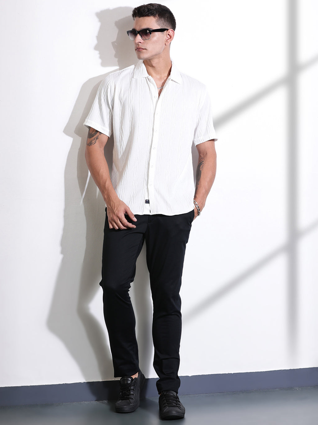 Thomas Scott Men White Oversized Textured Knitted Casual Shirt