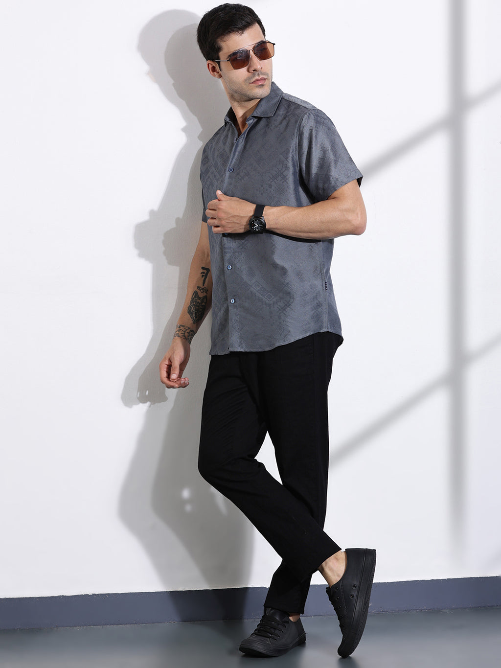 Thomas Scott Men Grey Slim Fit Geometric Print Casual Shirt