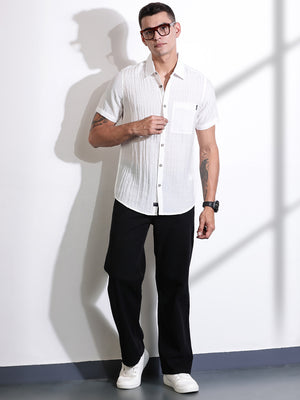 Thomas Scott Men White Slim Fit Textured Seersucker Casual Shirt