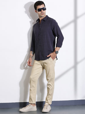 Thomas Scott Men DarkGrey Slim Fit Solid Seersucker Casual Shirt