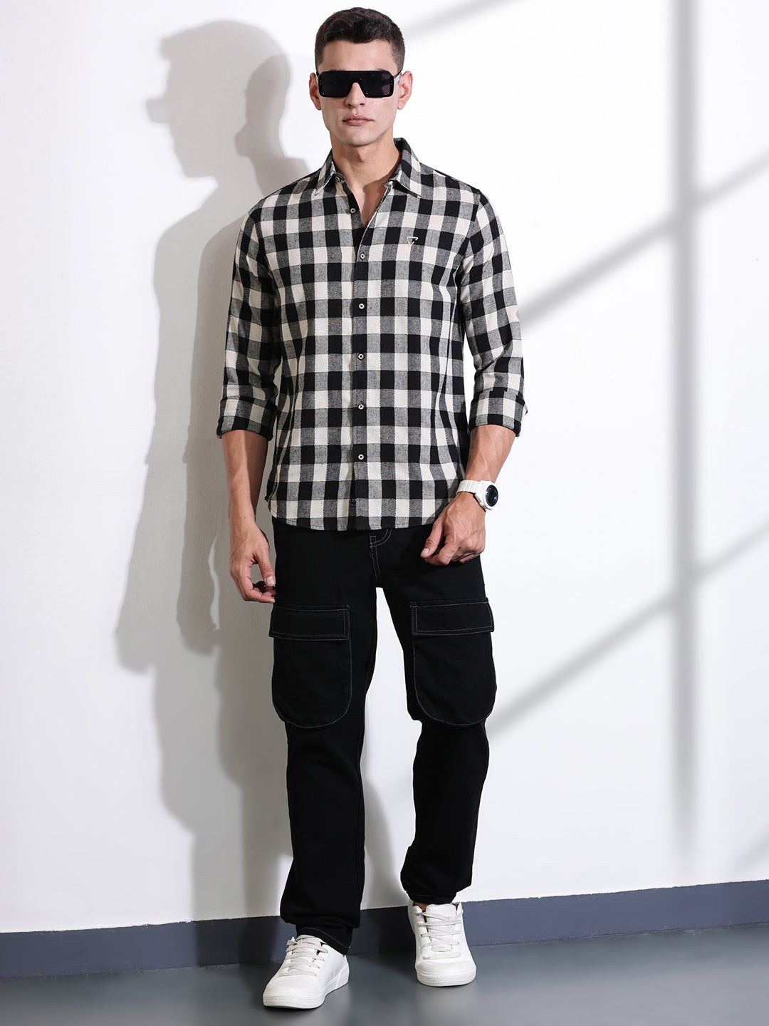 Thomas Scott Men Black Slim Fit Windowpane Checked Cotton Casual Shirt
