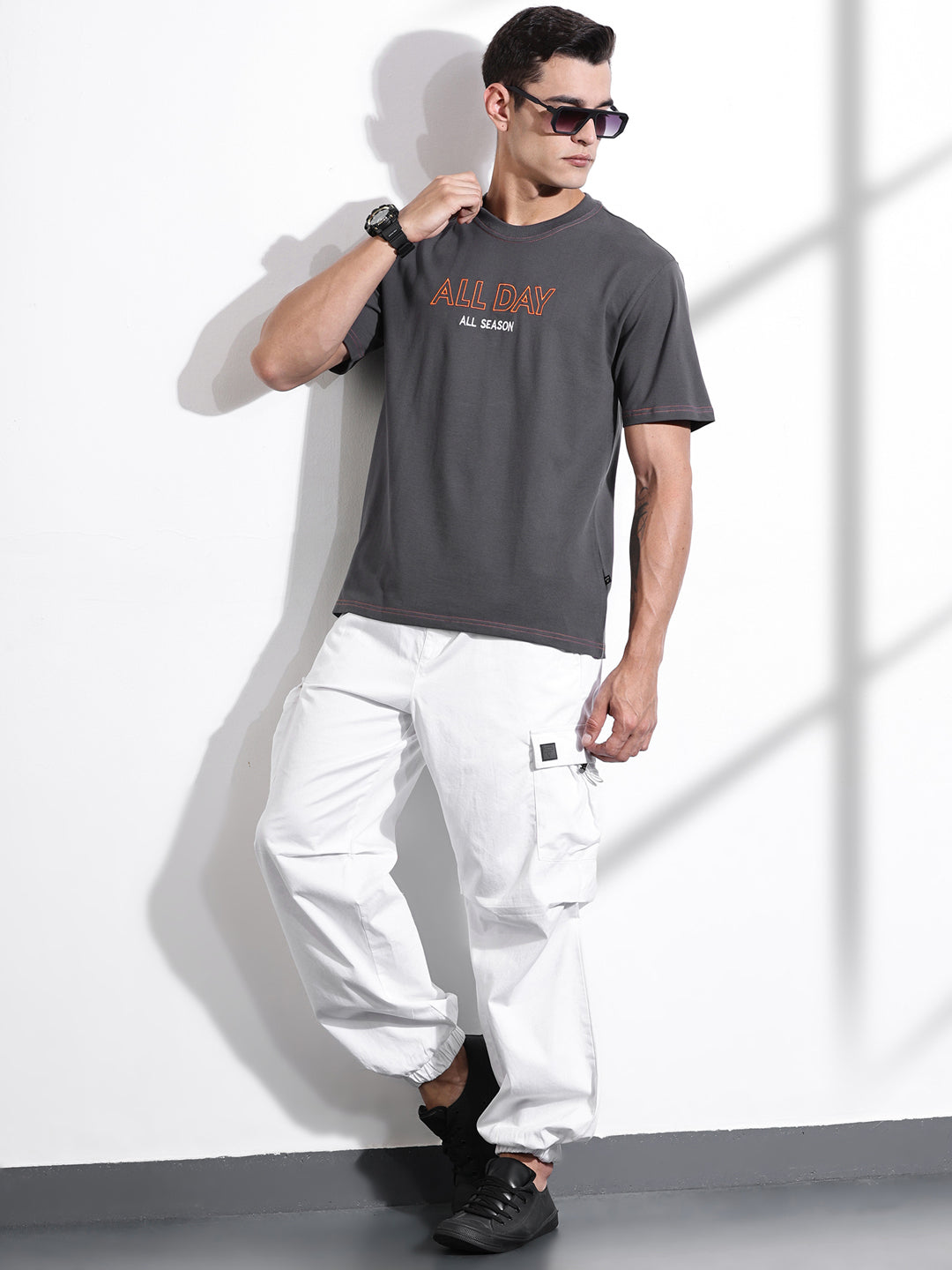 Thomas Scott Men Grey Oversized Typography Print Knit Tshirt