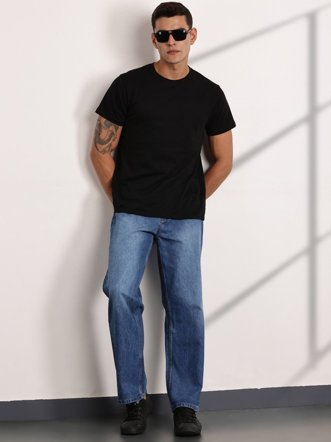 Thomas Scott Men MidBlue Mid-Rise Baggy Fit Cotton Non Stretchable Jeans